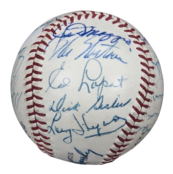 Multi Signed Baseball With 22 Signatures Including DiMaggio, Schoendienst and Houk (Beckett)